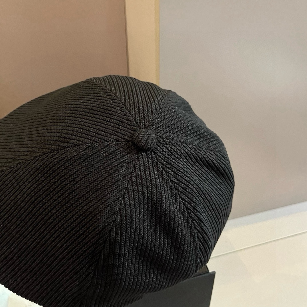 🆕

蔻驰新款针织前进帽，