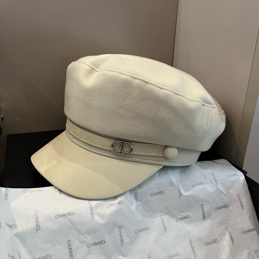 🆕

爱马仕HERMES新款鸭舌军帽，头围57cm