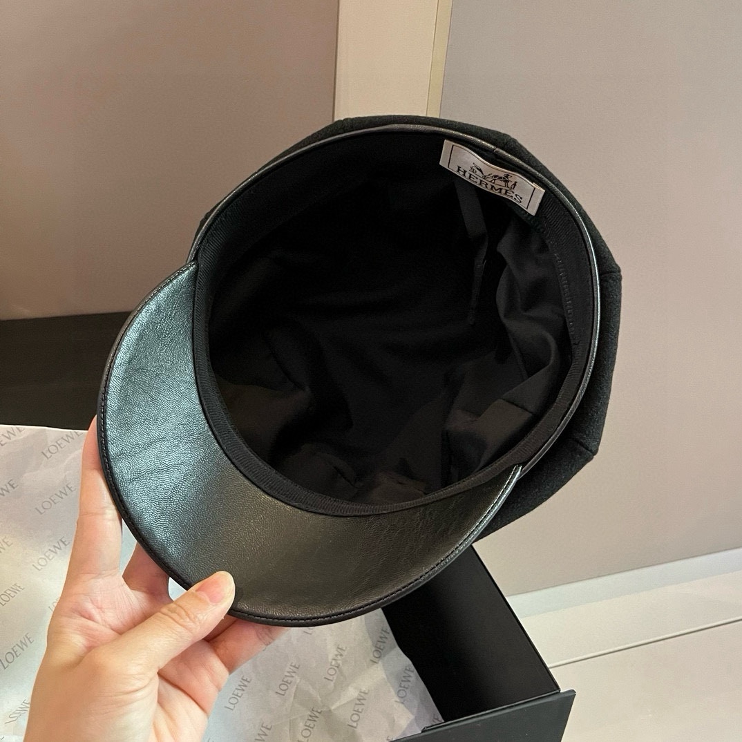 🆕
2024爱马仕HERMES毛呢新款鸭舌画家帽，头围57cm