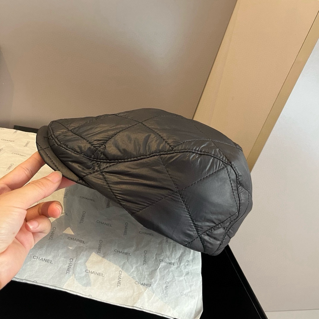 🆕

Chanel香奈儿空气棉前进鸭舌帽，头围57左右