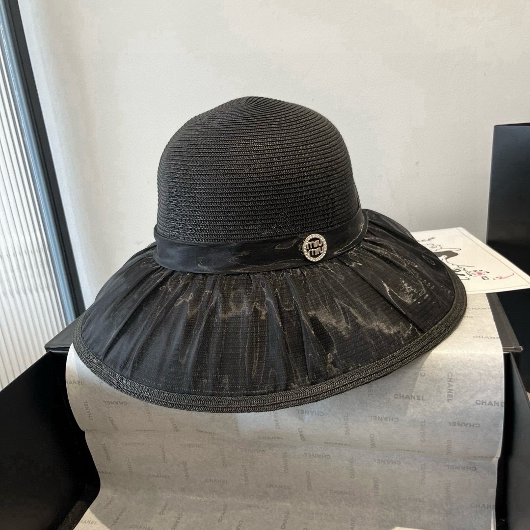 🆕

miumiu缪缪新款蝴蝶结盆帽，高端定制，头围57cm