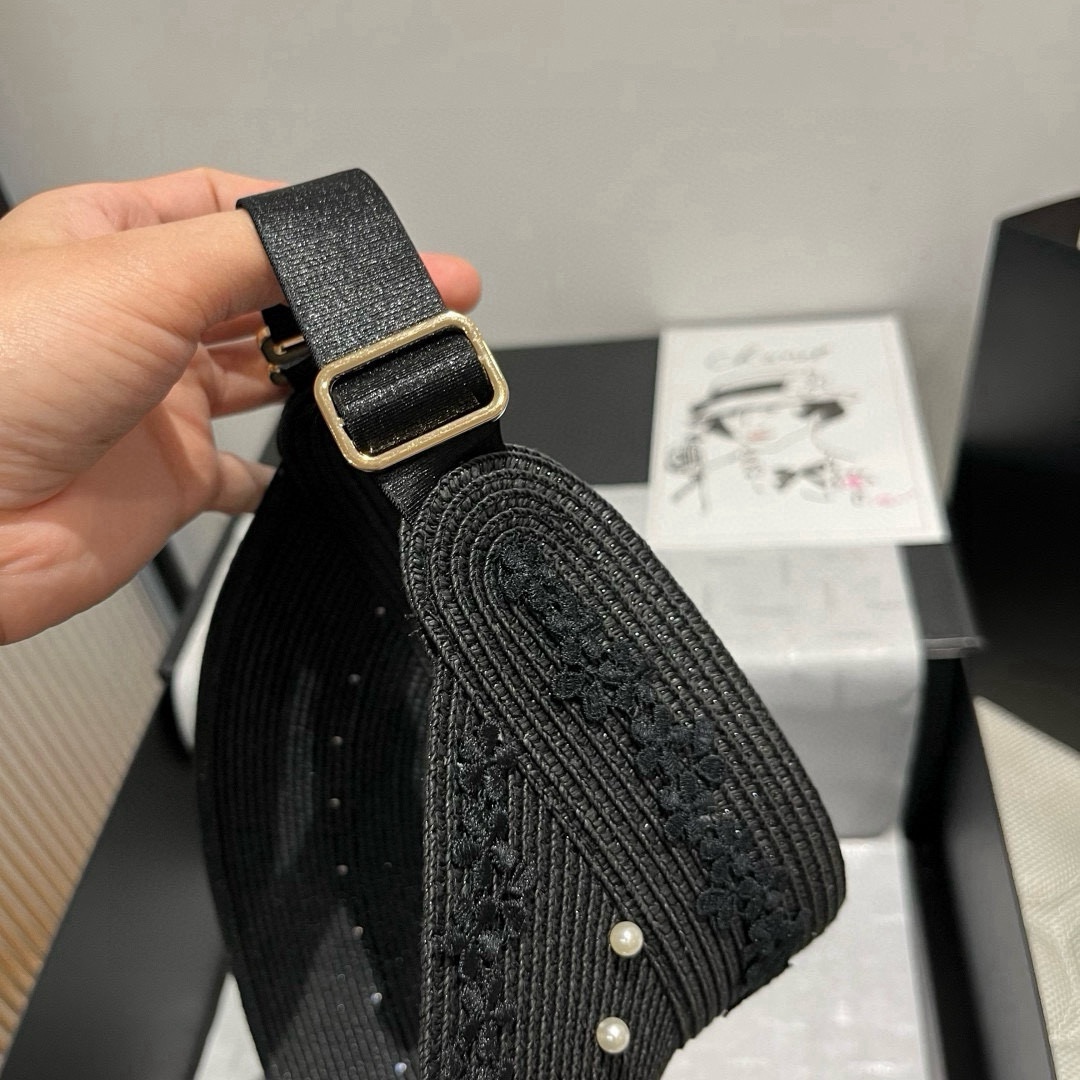 🆕

缪缪miumiu空顶发箍遮阳帽