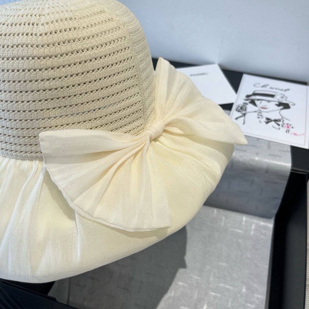 🆕

miumiu缪缪新款灯笼帽，遮阳草帽，防紫外线帽檐，头围57cm