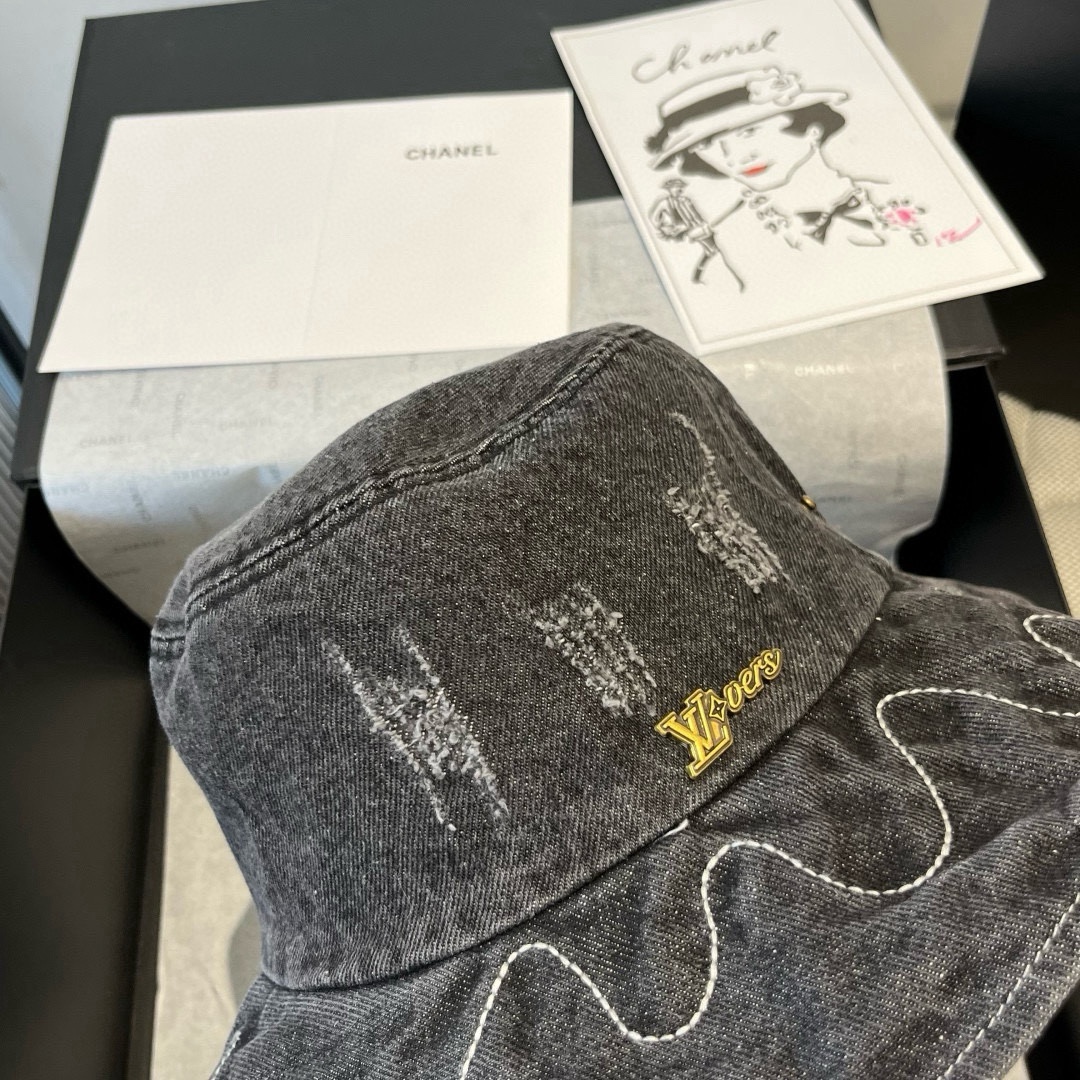 🆕

LV牛仔渔夫帽，头围57cm