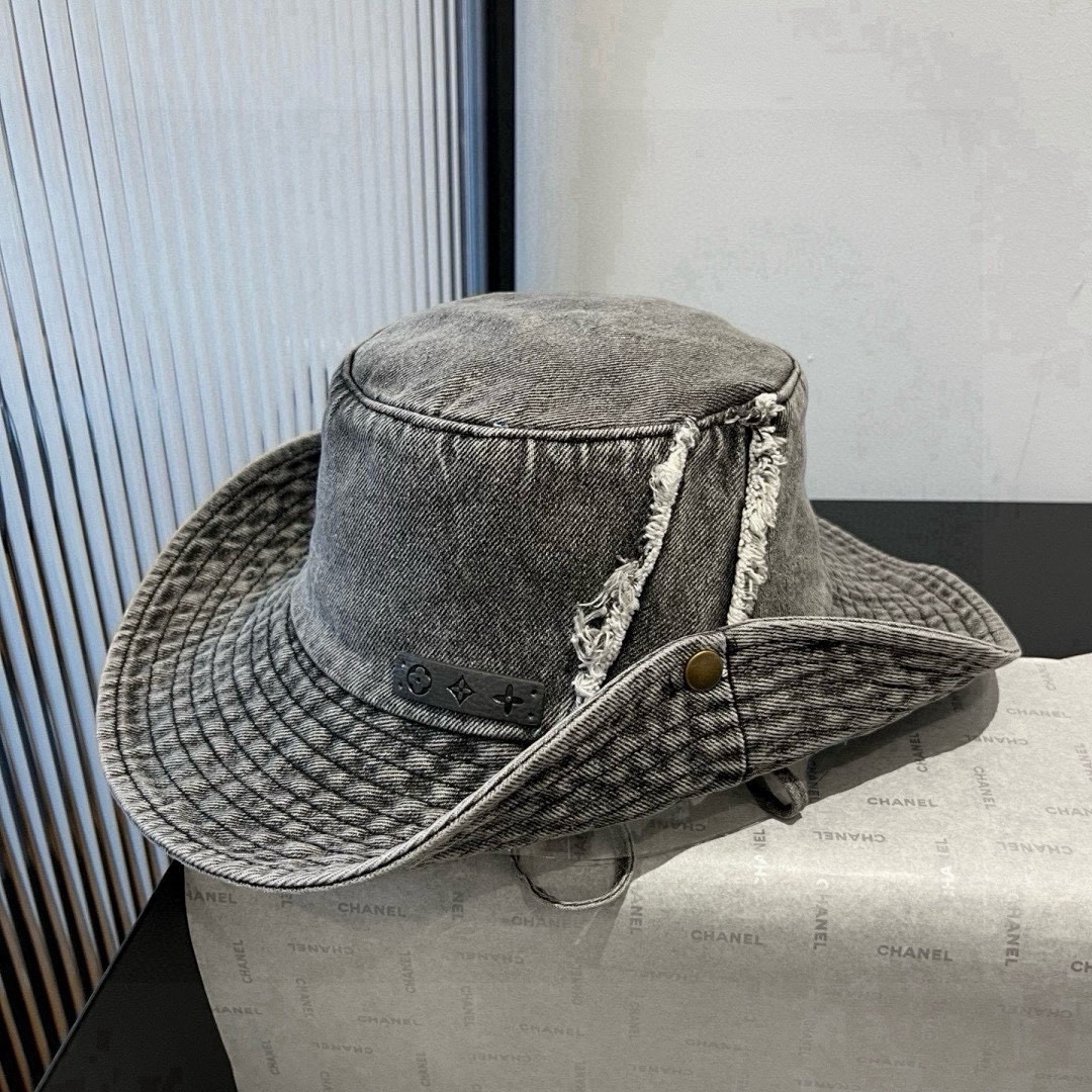 🆕

LV路易威登牛仔渔夫帽，头围57cm