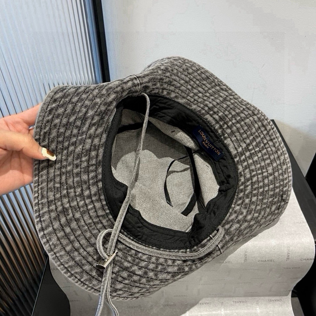 🆕

LV路易威登牛仔渔夫帽，头围57cm