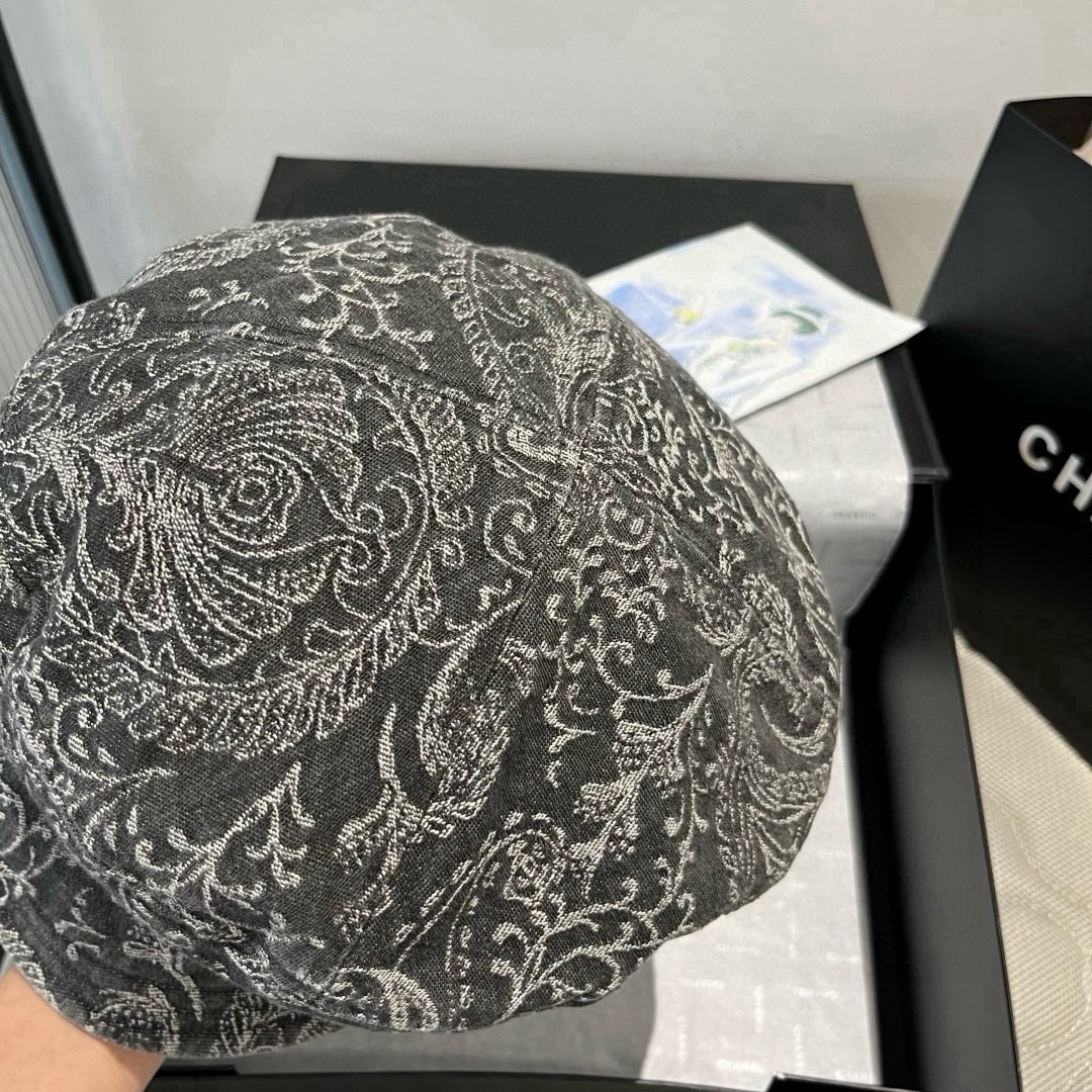 🆕

Lv新款鸭舌军帽，高级定制，头围57cm