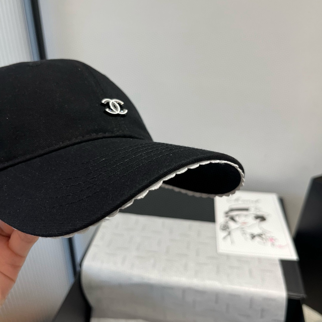 🆕

Chanel香奈儿新款鸭舌帽