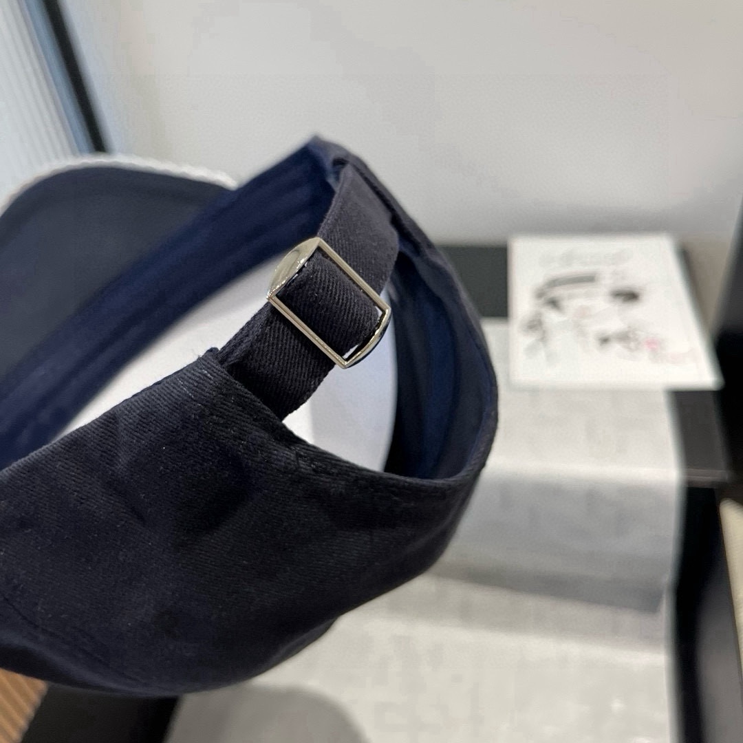 🆕

Chanel香奈儿新款鸭舌帽