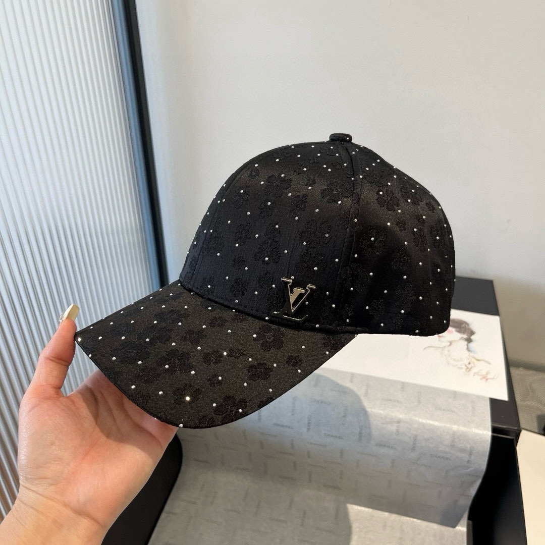 🆕

LV新款鸭舌帽，头围57cm