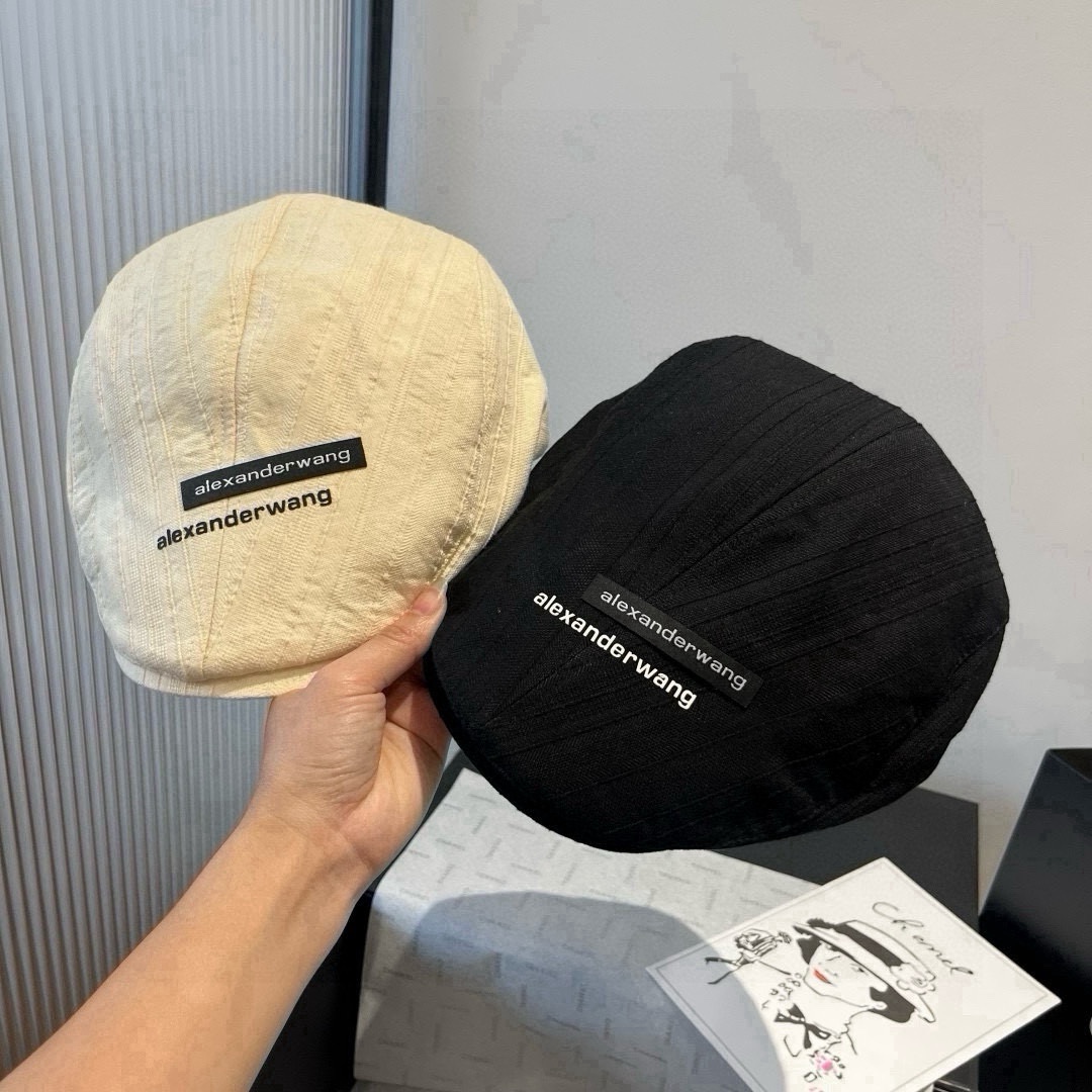 🆕
亚历山大王前进鸭舌帽，轻盈百搭