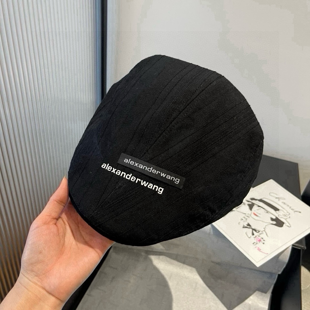 🆕
亚历山大王前进鸭舌帽，轻盈百搭