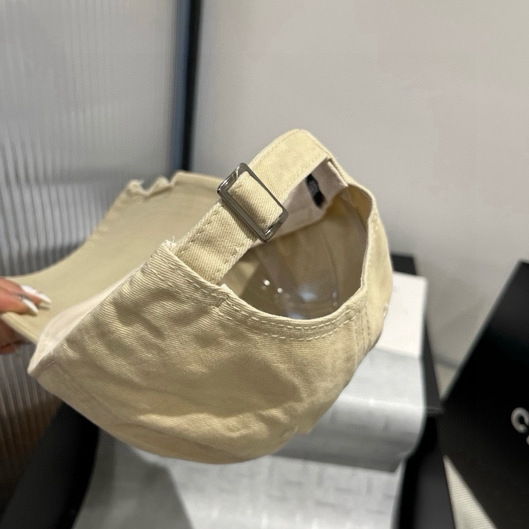 🆕

克罗心2025新款鸭舌帽，男女通用、头围57cm