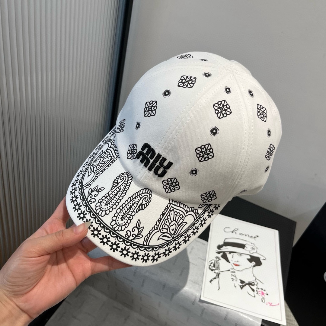 🆕

缪缪新款鸭舌帽，25年专柜新款，头围57cm