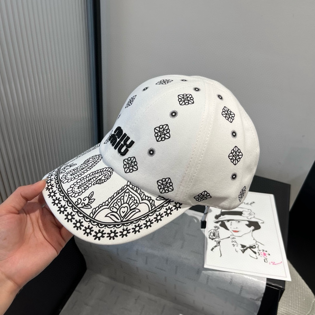 🆕

缪缪新款鸭舌帽，25年专柜新款，头围57cm