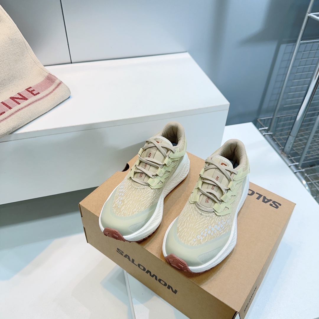 “Top Quality Winter Footwear: Salomon 25 French Brand Pine Cakes and Sandals for Comfort and Style” - 图片 9
