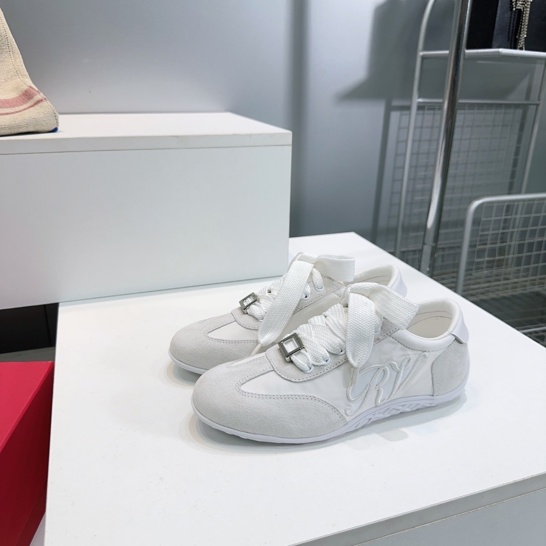 “Roger Vivier 25 Autumn Winter RV Ms. Sports Recreational Shoes with Embroidery – High Quality Factory Design” - 图片 4