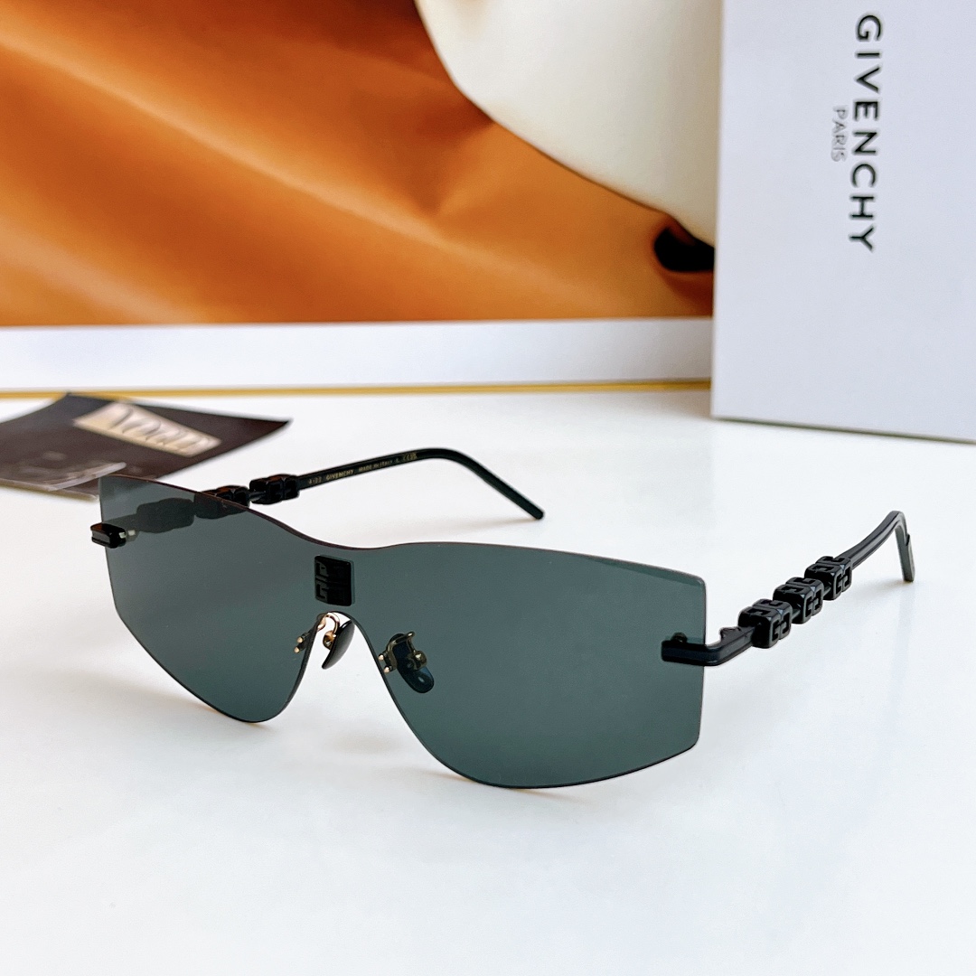  GIVENCH*
MODEL：GV40043U
SIZE：140口0-145
🔝🔝