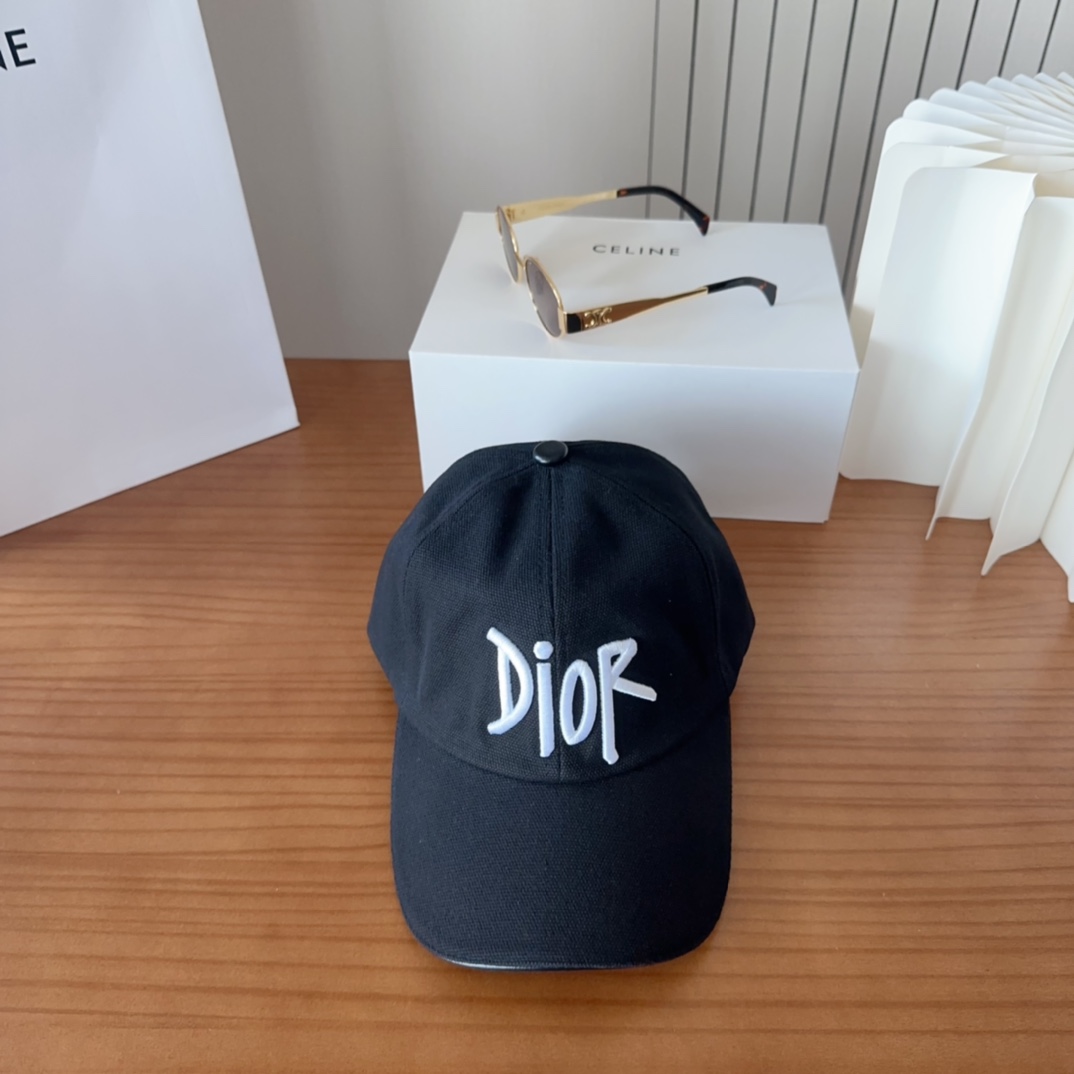 NO:755926,Dior Dior's new original baseball cap, exquisite and pure style, very cool and fashionable, excellent quality hat straw hat fisherman hat baseball cap, hat, dior, dior, espadrilles, hats19860909Dior 迪奥 新款原单棒球帽, 精致純也格调很有感觉,很酷很时尚,质量超赞帽子草帽渔夫帽棒球帽,帽子,dior,dior,espadrilles,hats,hat