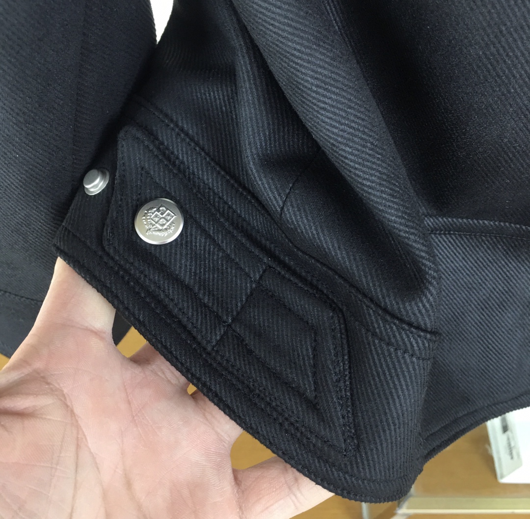 Men’s brief coats for autumn/winter, made of 100% polyester with wrinkle resistance, cuff buttons, easy drying, suitable for various occasions. - 图片 7