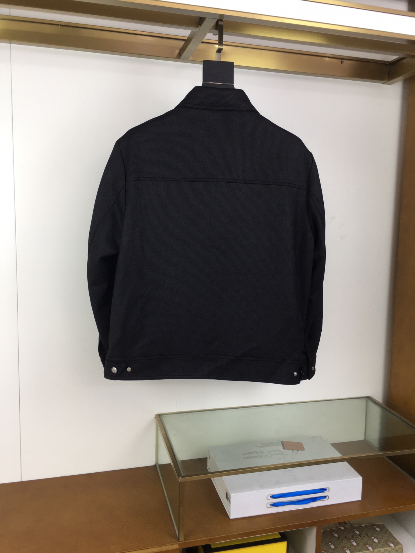 Men’s brief coats for autumn/winter, made of 100% polyester with wrinkle resistance, cuff buttons, easy drying, suitable for various occasions. - 图片 9