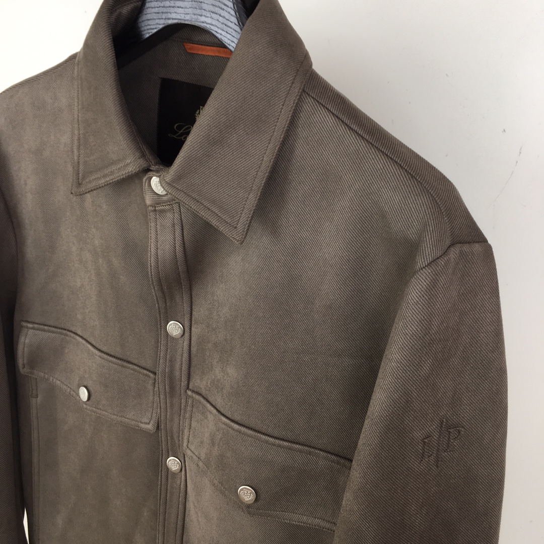 Men’s brief coats for autumn/winter in polyester with cuff buttons, wrinkle resistance, easy drying. Colors: black, tan, gray. Sizes 48-56. - 图片 4