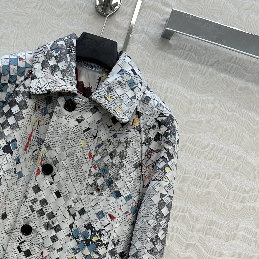 Limited Edition Graffiti Paper BV Knit Leather Jacket – High-End Quality Scrambling with Dust-Proof Bags. - 图片 3