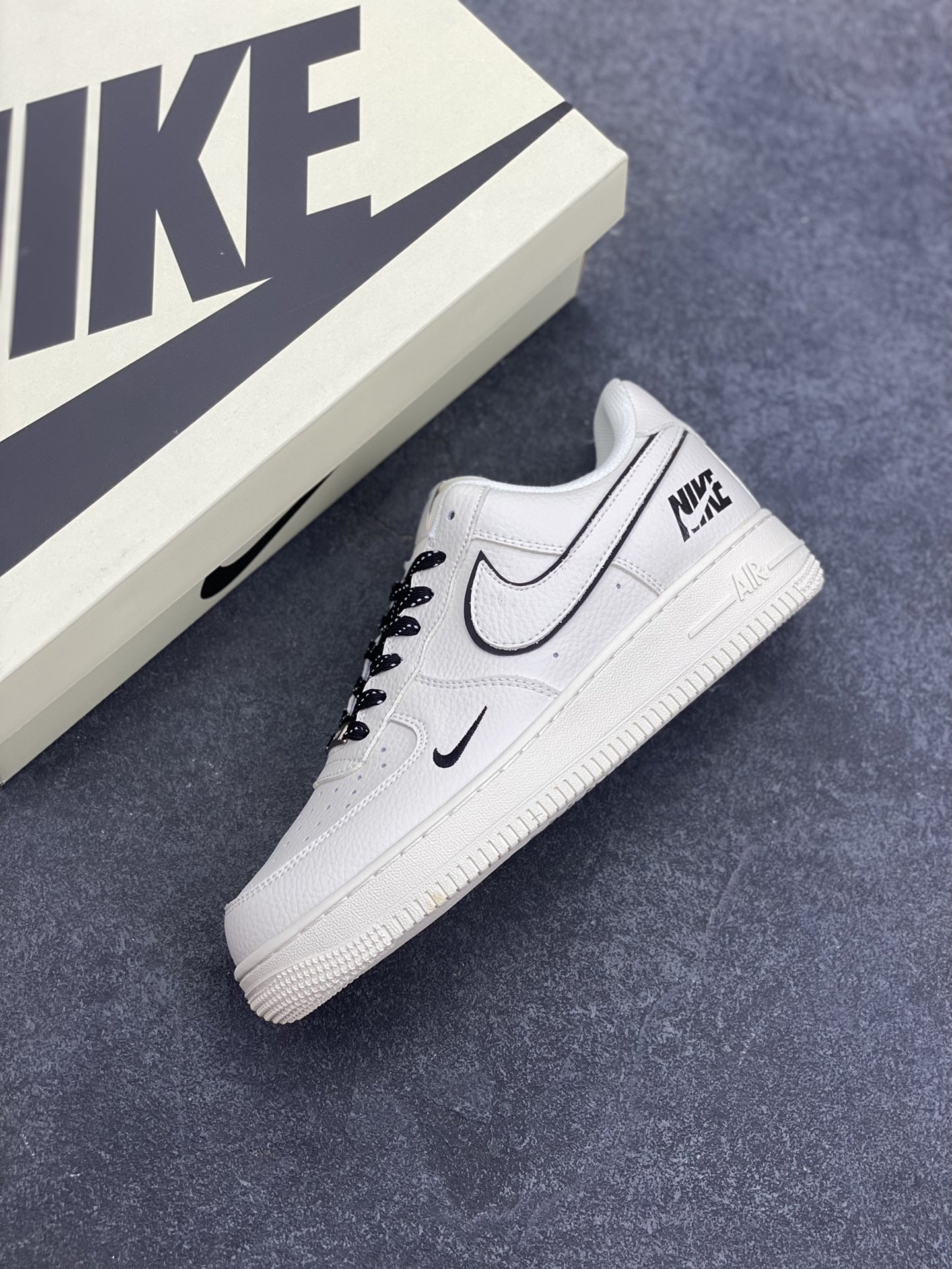 图片[7]-NIke Air Force 1 \’07 Low “NIKE联名——米黑边”空军一号 低帮 运动鞋 休闲鞋 折边针车 工艺难度大 原楦头原纸板 原装鞋盒 定制五金配件 内置全掌气垫 原厂鞋底 货号：CS5288-031 尺码：36 36.5 37.5 38 38.5 39 40 40.5 41 42 42.5 43 44 44.5 45-选品中心