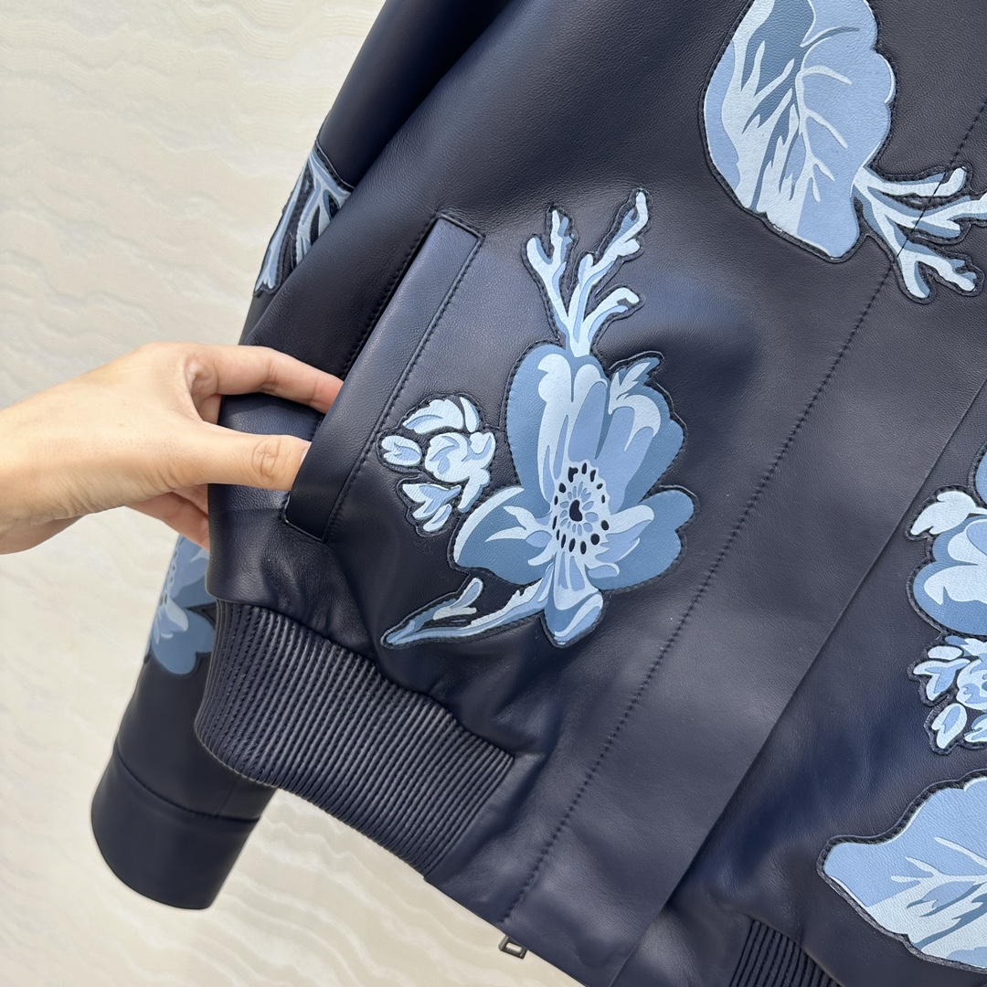 High-End Quality Control Hand-Made Leather Jacket – Exclusive Lamb Skin, Stylish & Sophisticated Design - 图片 5