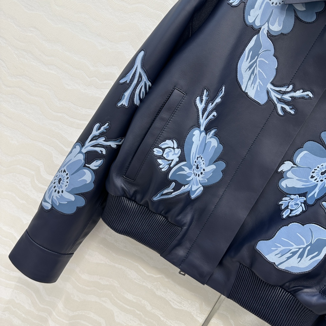 High-End Quality Control Hand-Made Leather Jacket – Exclusive Lamb Skin, Stylish & Sophisticated Design - 图片 4