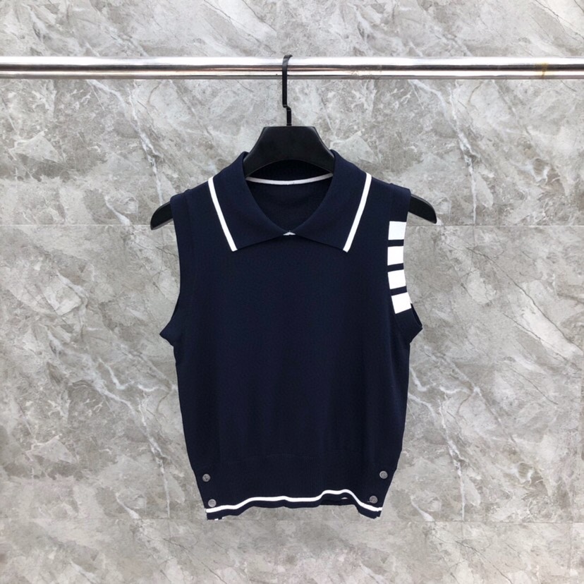 “THOM BROWNE Wrinkle-Free Chalk White Vest in Size 0-2 Yards” - 图片 2