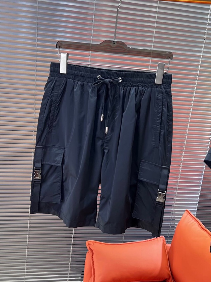 “Prada Men’s Logo Re-Nylon Bermuda Shorts & Hat Suit | High Density Nylon | Customized & Perfect” - 图片 3