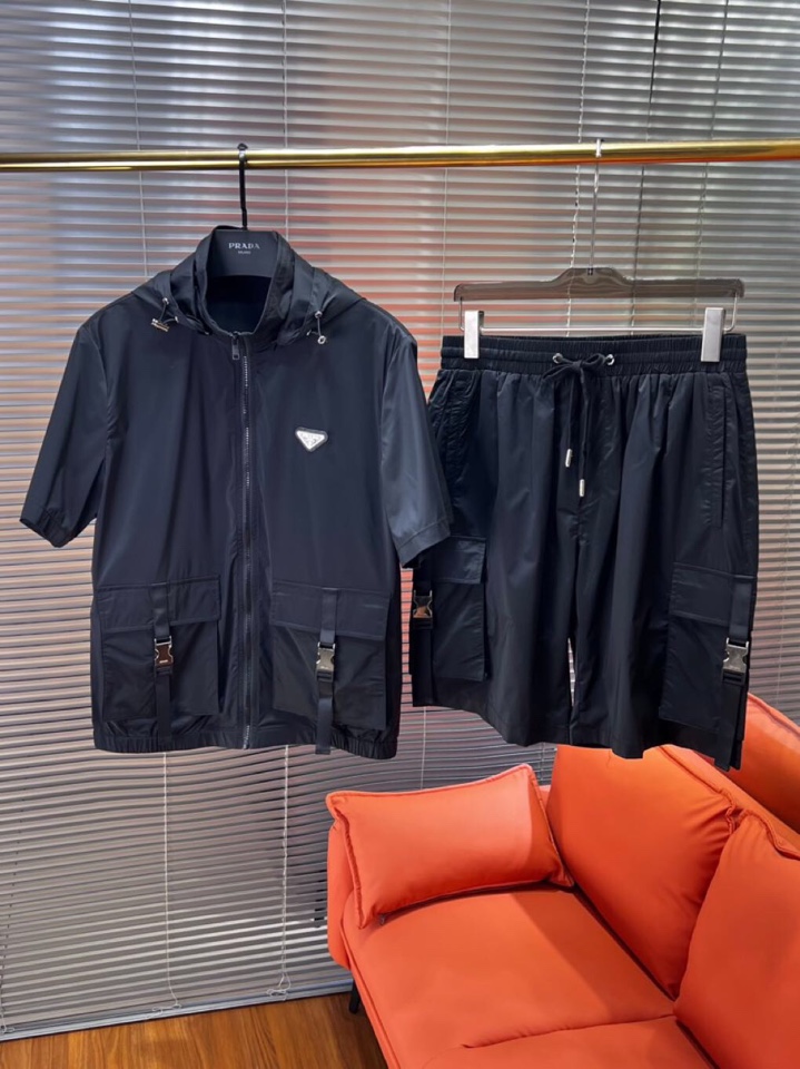 “Prada Men’s Logo Re-Nylon Bermuda Shorts & Hat Suit | High Density Nylon | Customized & Perfect” - 图片 1