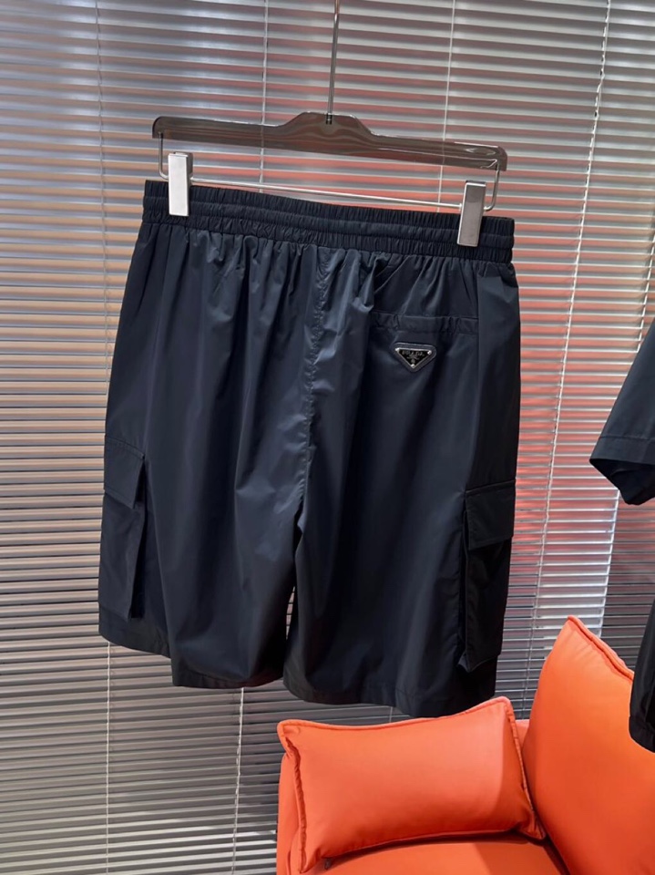 “Prada Men’s Logo Re-Nylon Bermuda Shorts & Hat Suit | High Density Nylon | Customized & Perfect” - 图片 9