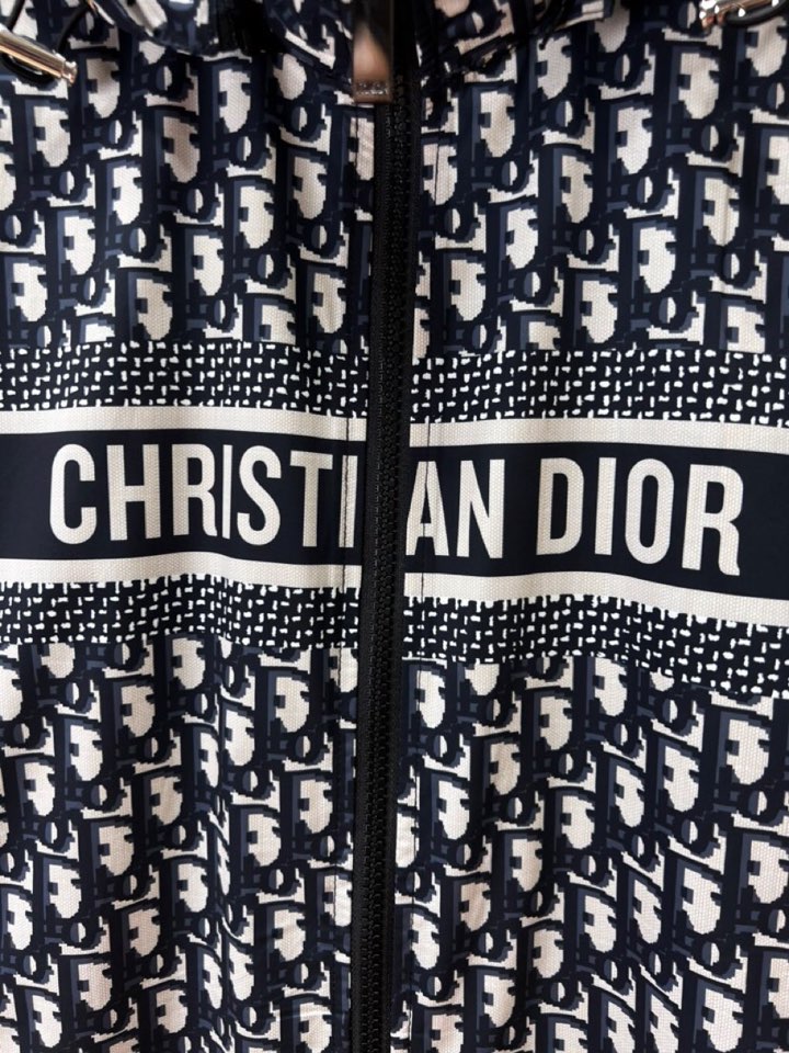 Title: Dior Diau Digital Brand-Printing Hat Suit Summary Summary: Dior Diau’s new hat suit embodies brand essence, fashion style, and innovative pyrotechnic fibers in mon - 图片 6