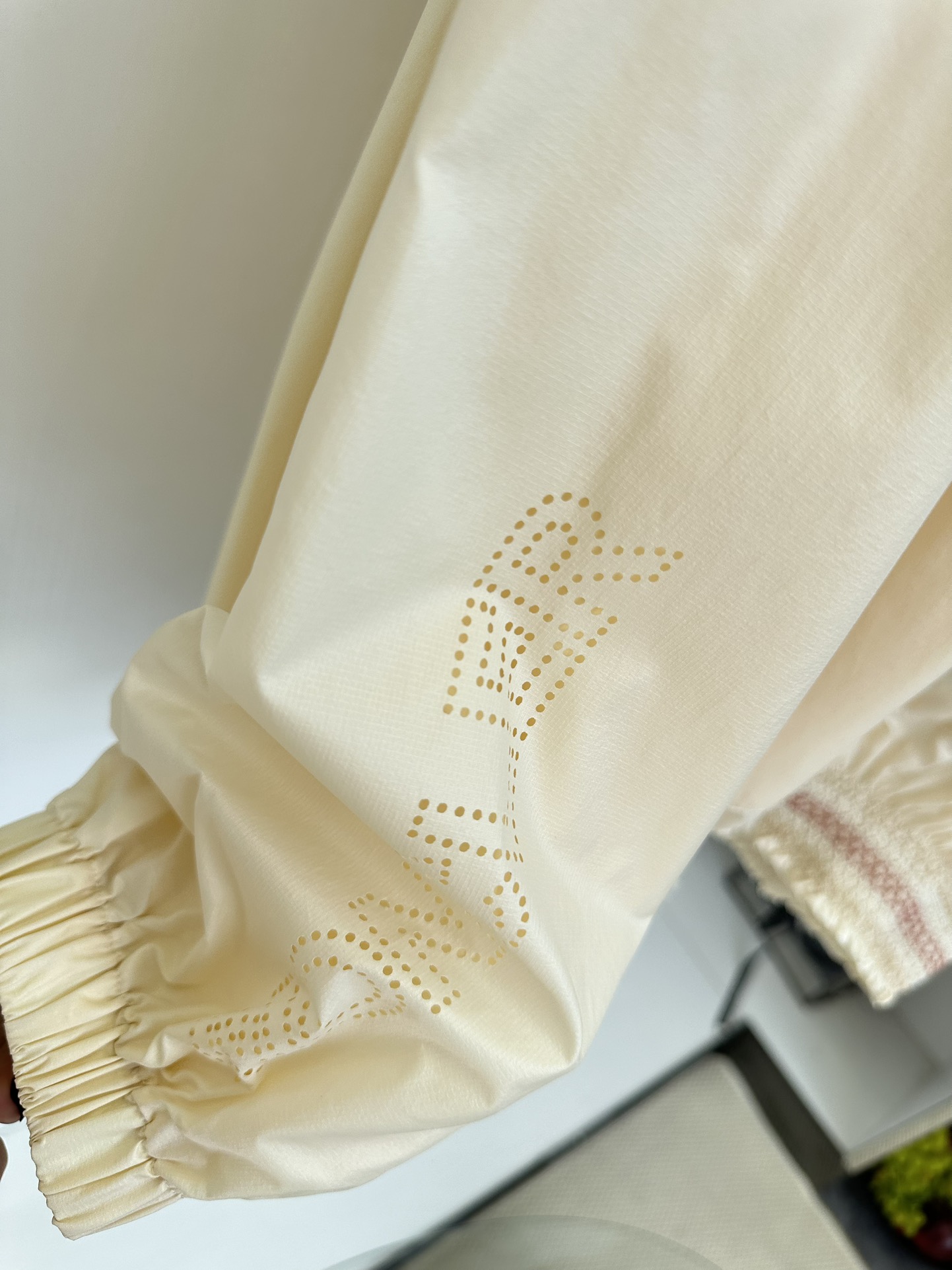 Women's Sun Protection Clothing with Floral Hollow-Out Design 5 i1754983282 6564 3