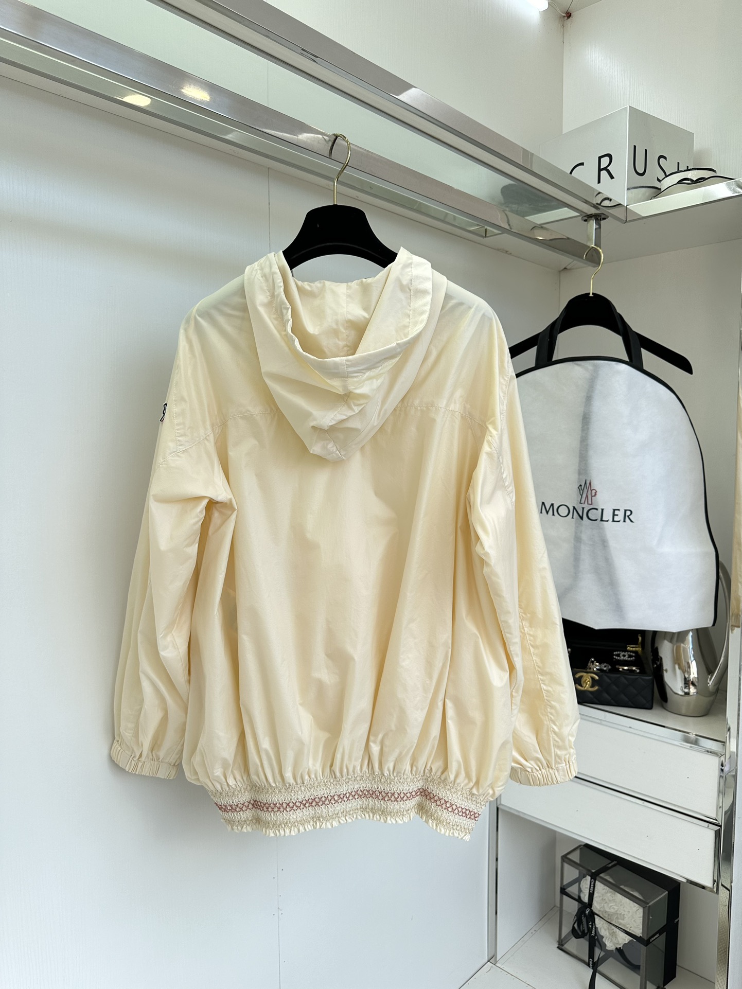 Women's Sun Protection Clothing with Floral Hollow-Out Design 3 i1754983282 847 1