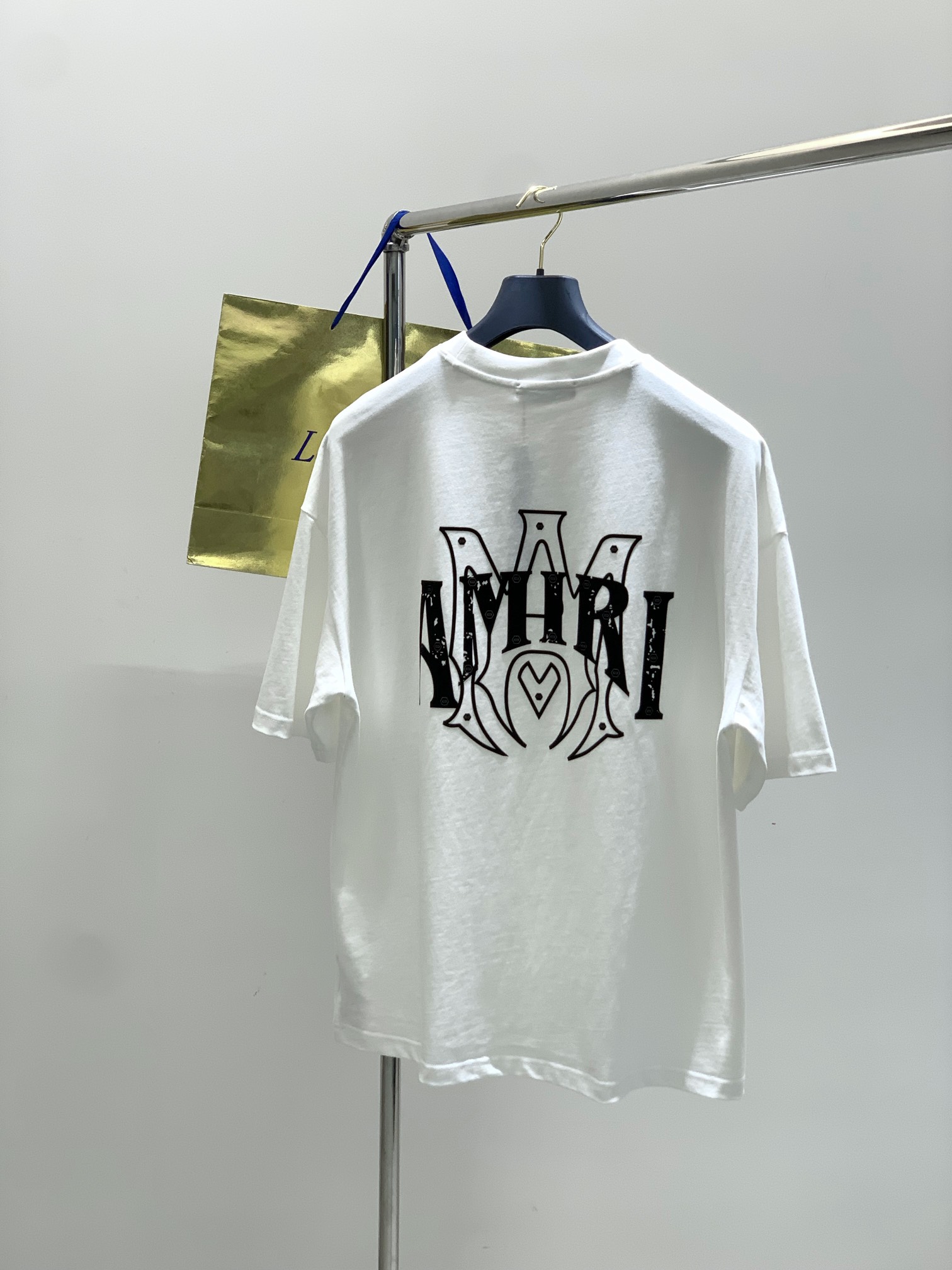 “Summer 2025 Fashion: P816 Amir Amiri Short-Sleeved T-Shirts with Alphabet Logo – High-Grade Import” - 图片 2