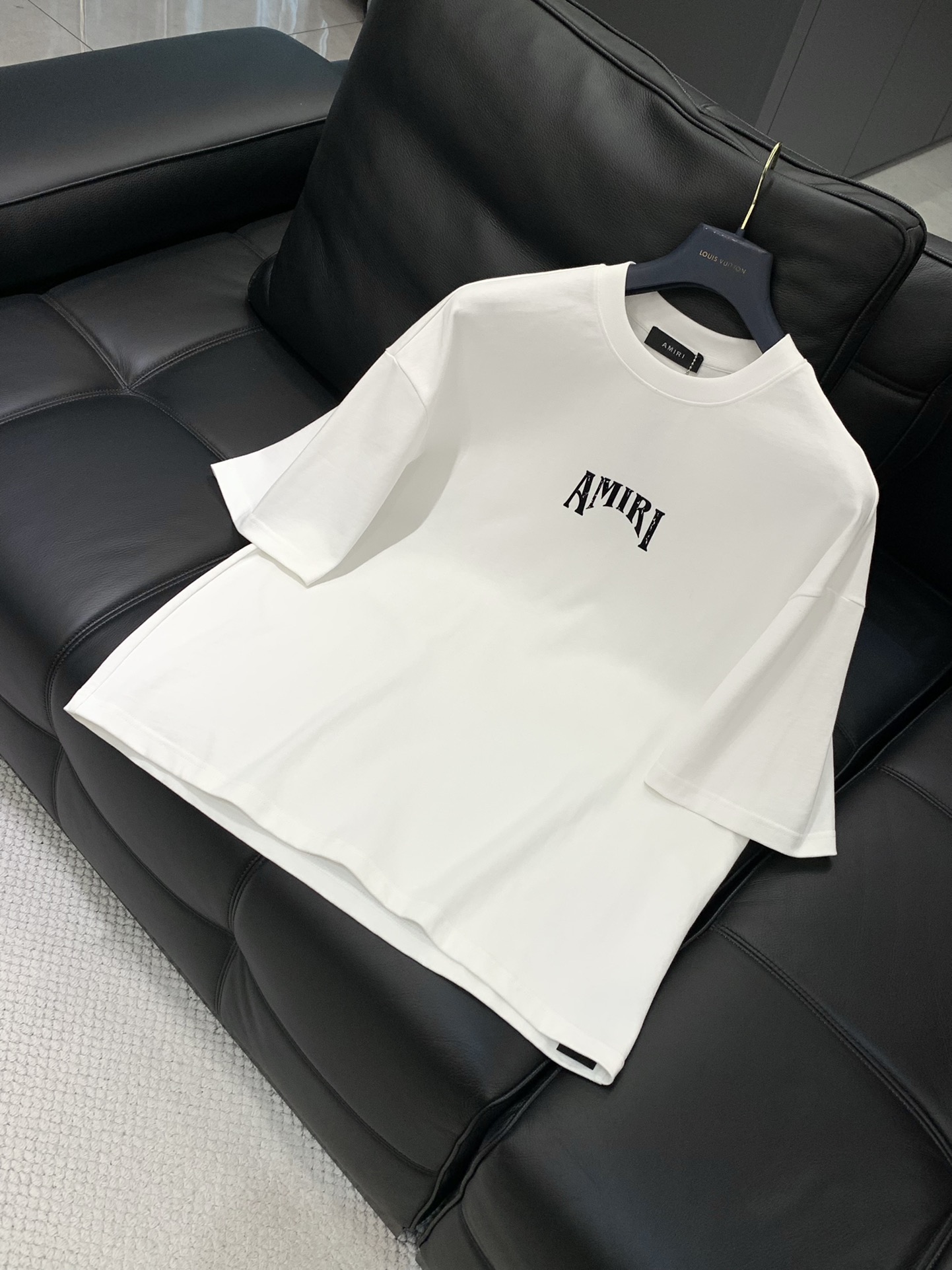 “Summer 2025 Fashion: P816 Amir Amiri Short-Sleeved T-Shirts with Alphabet Logo – High-Grade Import” - 图片 3