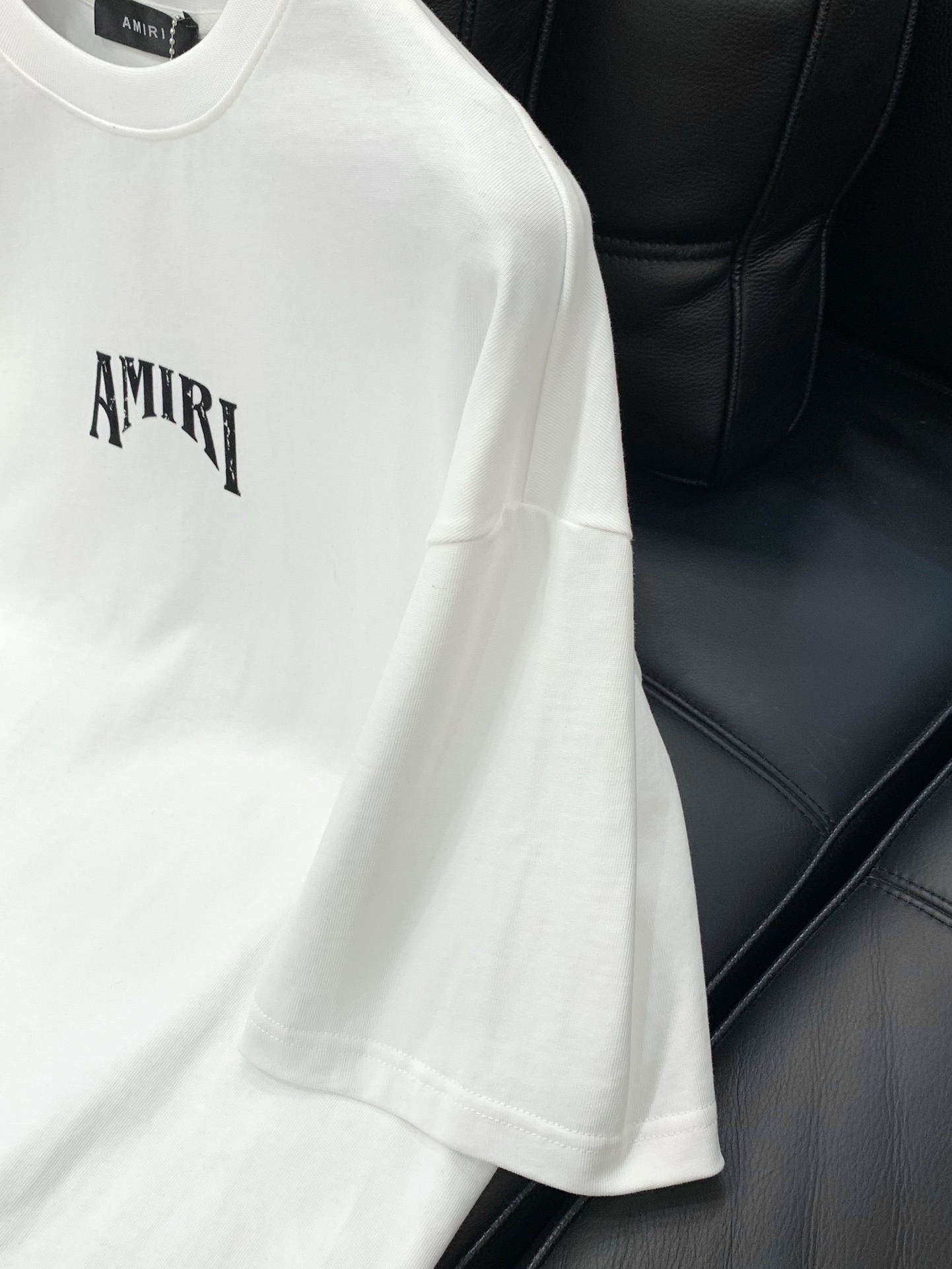 “Summer 2025 Fashion: P816 Amir Amiri Short-Sleeved T-Shirts with Alphabet Logo – High-Grade Import” - 图片 5