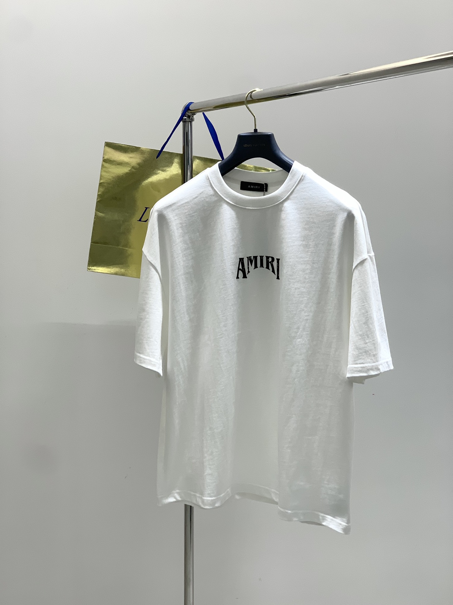 “Summer 2025 Fashion: P816 Amir Amiri Short-Sleeved T-Shirts with Alphabet Logo – High-Grade Import”