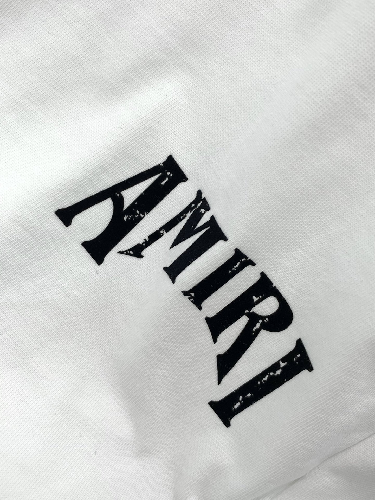 “Summer 2025 Collection: High-Grade Leisure T-Shirts with Alphabet Logo Print | Top Quality Fabrics” - 图片 6