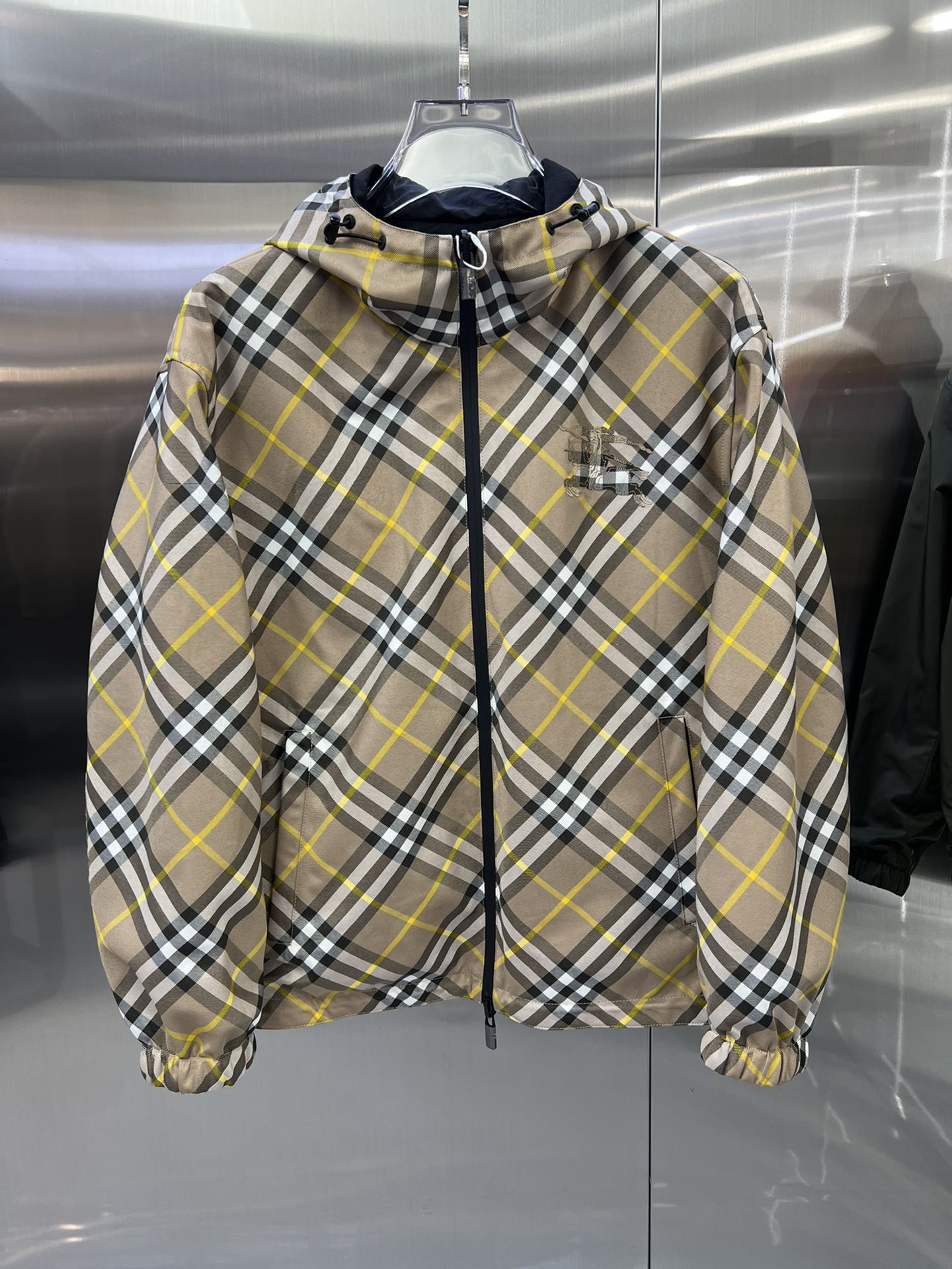 Burberry Heren Jack Met Ruitpatroon - Wendbaar Design Voor Stijlvolle Bescherming