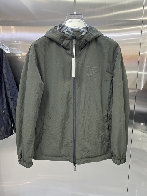 Burberry Reversible Hooded Jacket - Classic Check & Solid Design 1 Burberry Reversible Hooded Jacket - Classic Check & Solid Design