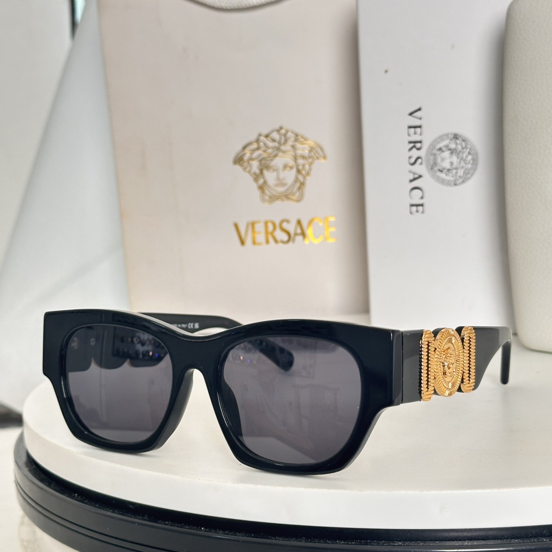 🆕‼️Versace
MODEL 4479U
SIZE53口20-140 金灿灿logo✅  
电镀与美