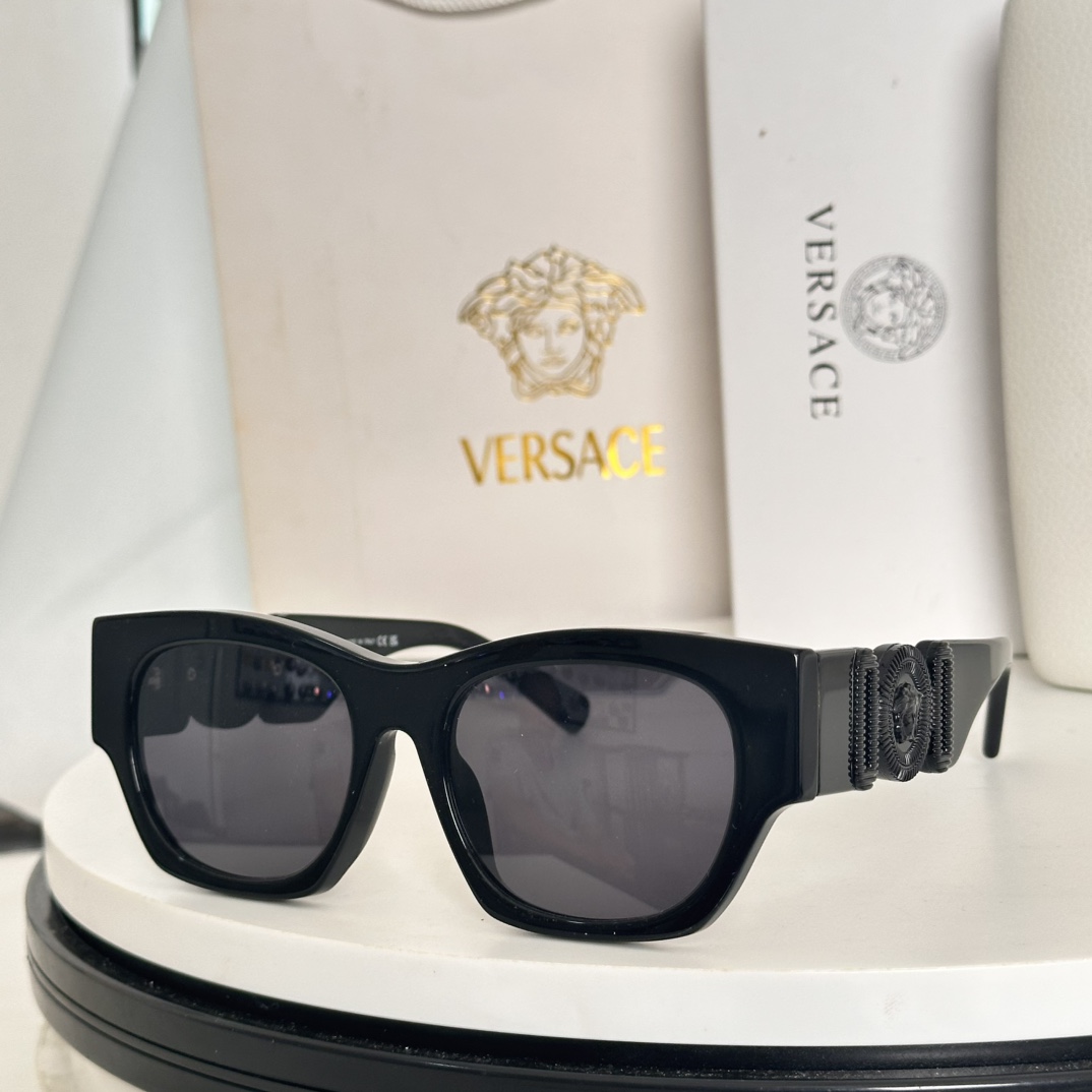 🆕‼️Versace
MODEL 4479U
SIZE53口20-140 金灿灿logo✅  
电镀与美