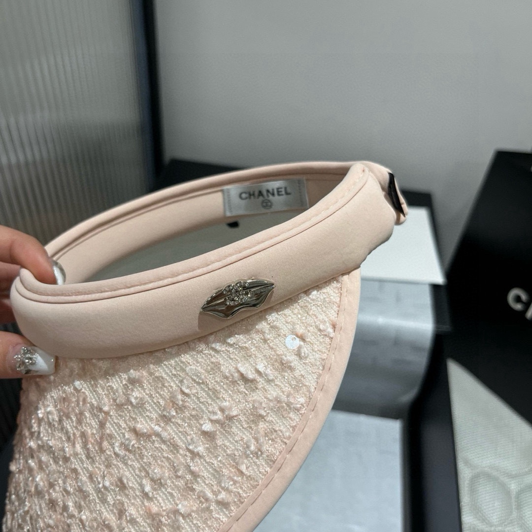 🆕

Chanel香奈儿珠片发箍，遮阳空顶帽