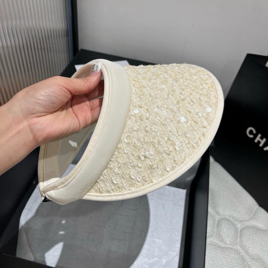 🆕

Chanel香奈儿珠片发箍，遮阳空顶帽