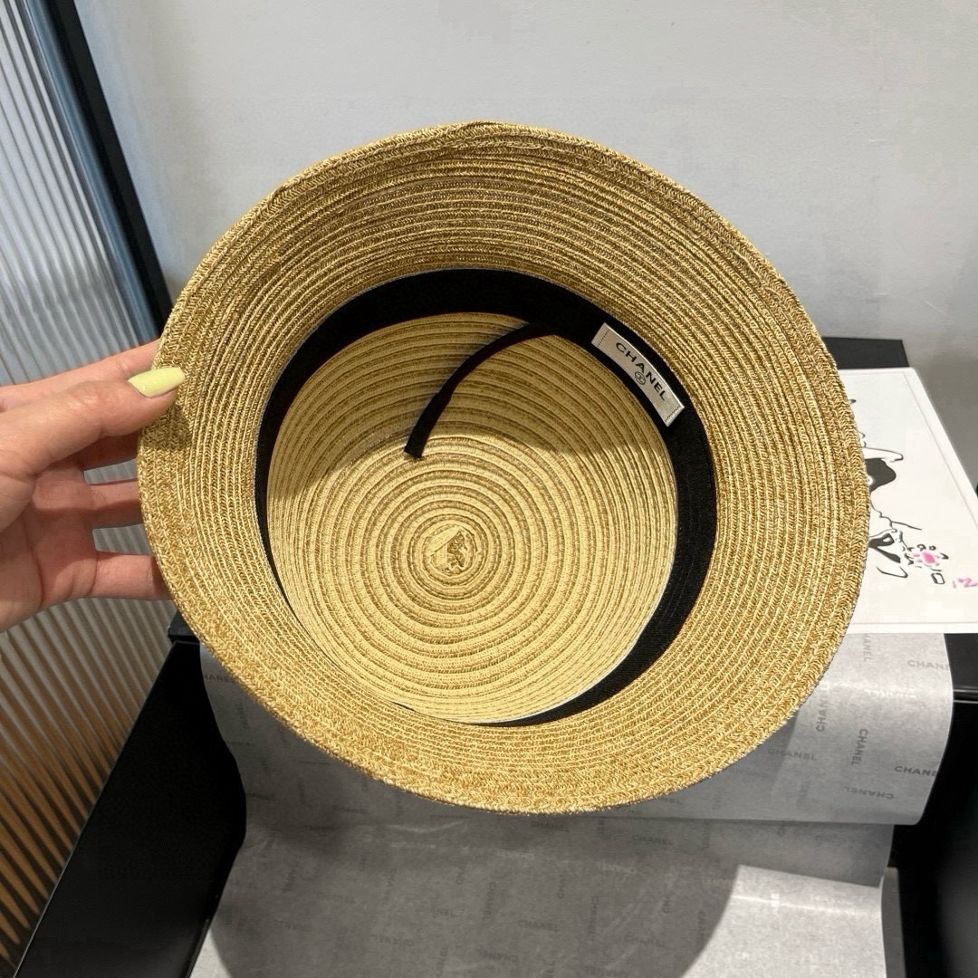 🆕

香奈儿新款盆帽，妥妥的名媛气质，头围57cm