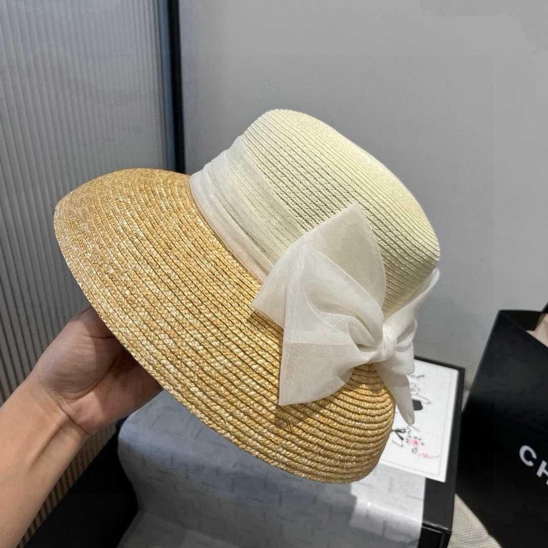 🆕

Dior迪奥新款礼帽，高级PP草，拼色盆帽，名媛风，头围57cm